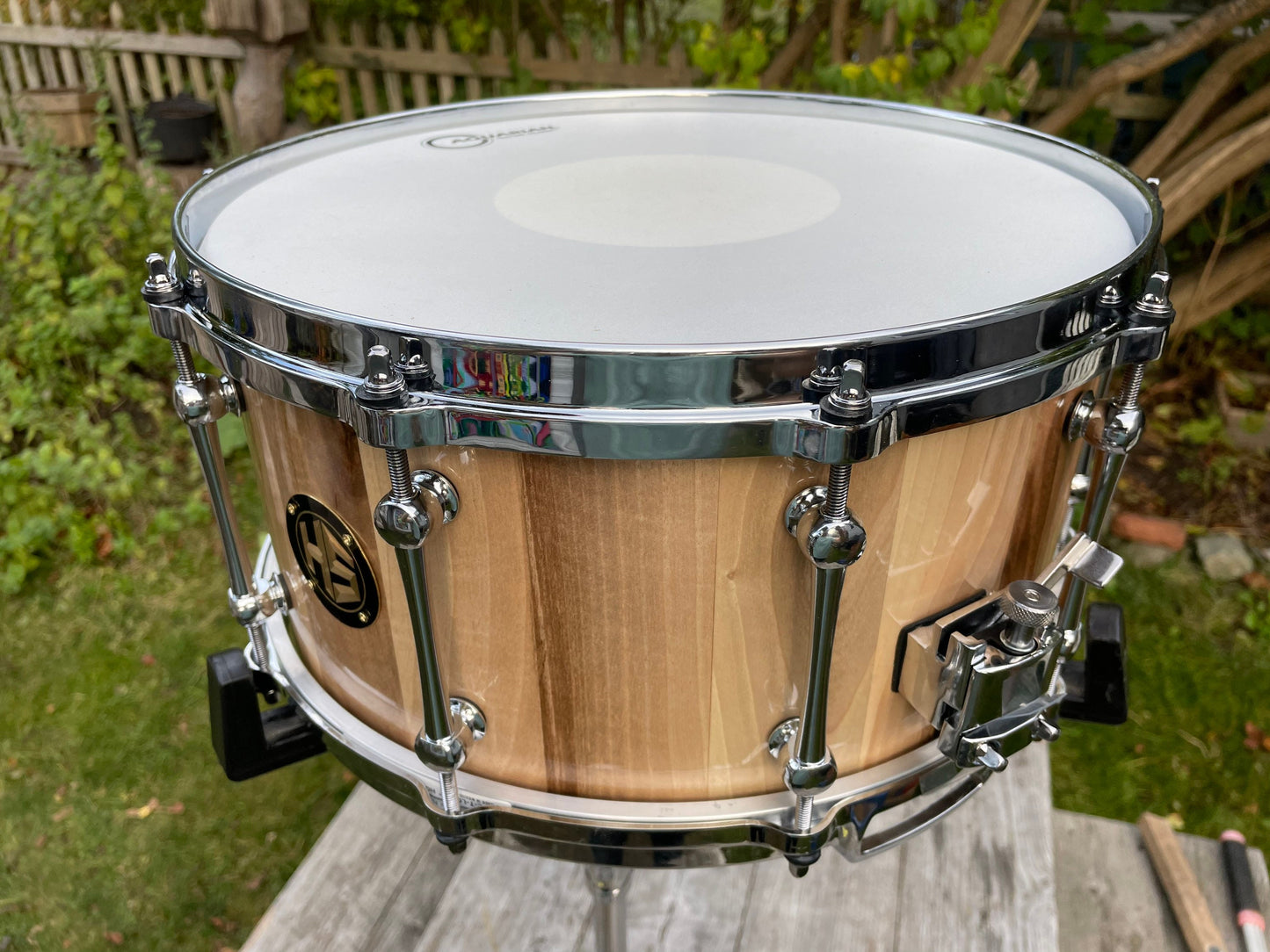 Snare drum, solid wood snare, solid hickory stave snare drum, for drum kit.