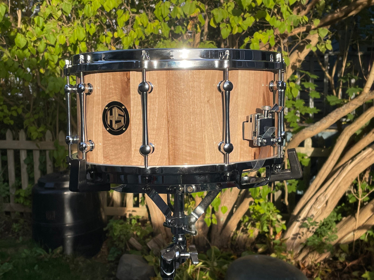 Snare drum, solid wood snare, solid hickory stave snare drum, for drum kit.